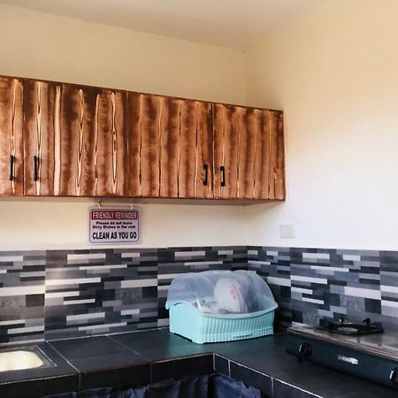 Richville Little Boracay Guest House Calatagan Екстериор снимка
