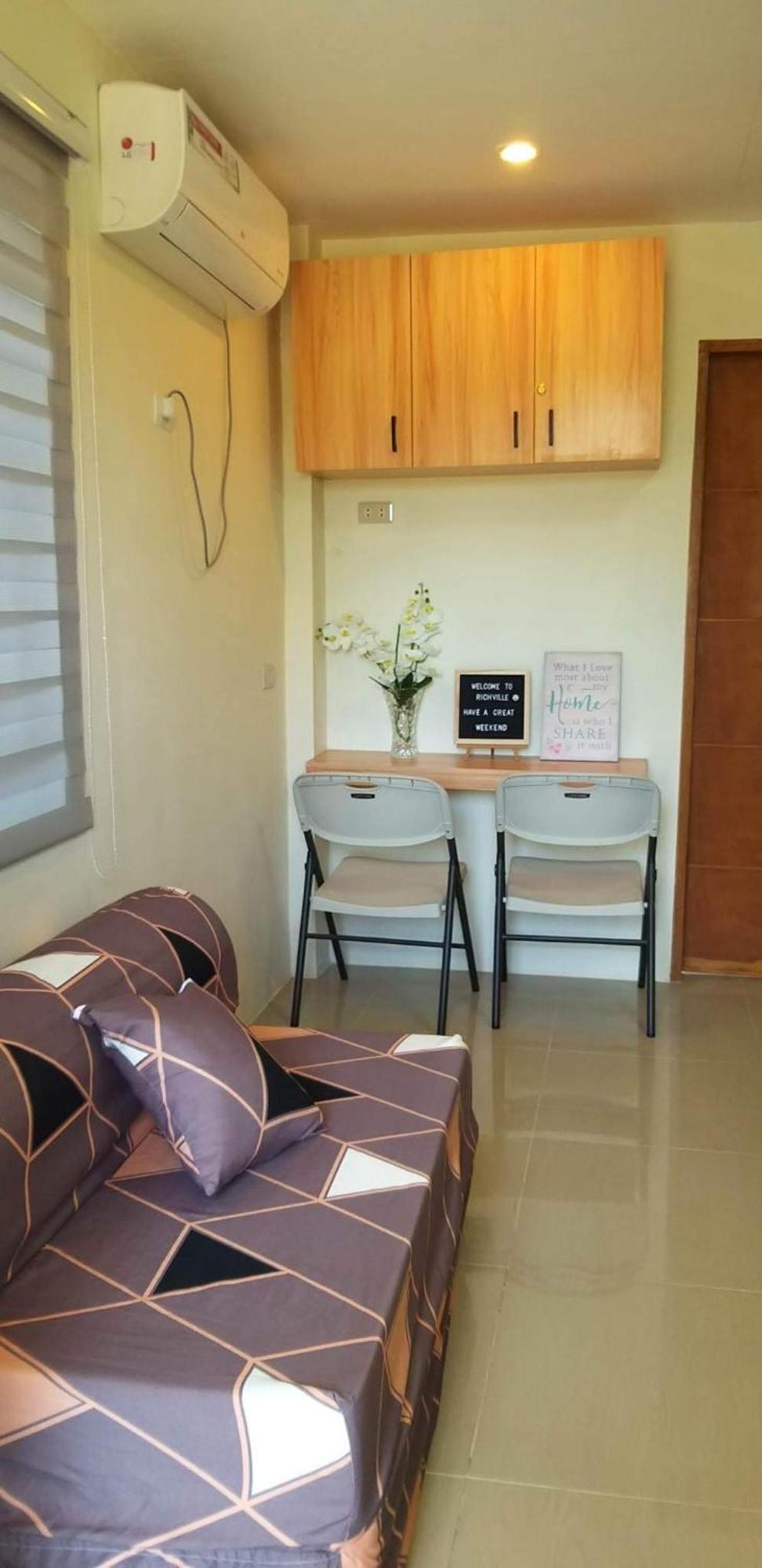 Richville Little Boracay Guest House Calatagan Екстериор снимка